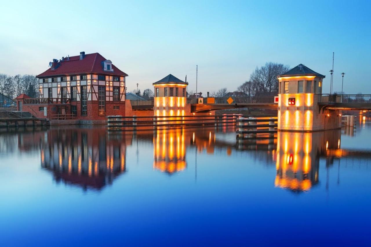 Apartament Bulvar Starowka Elblag Esterno foto